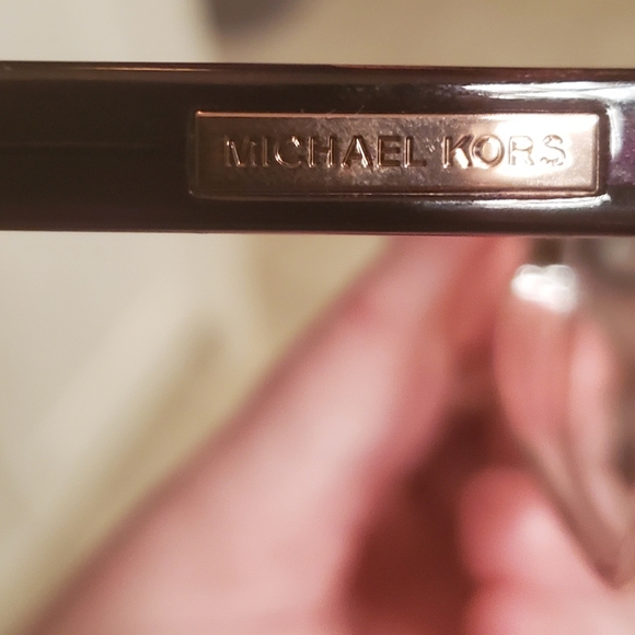 Brand New Michael Kors - Picture 5 of 6